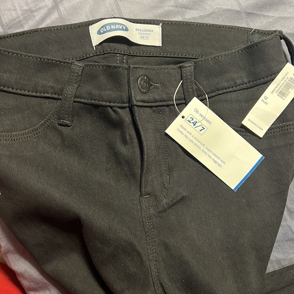 Old Navy, Girls Ballerina Jeggings - Picture 2 of 2